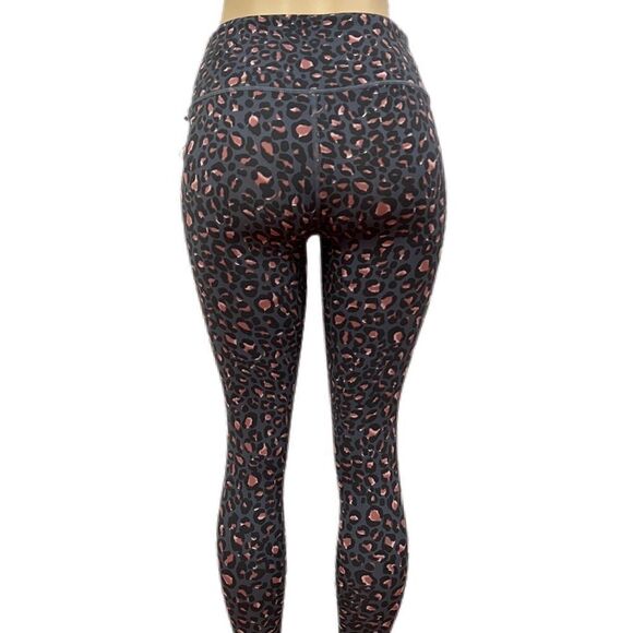 Victoria's Secret Sport Knockout Animal Print Tight Medium Rise Large NWT - Picture 8 of 9